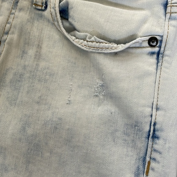 Like New American Eagle outfitters men’s skinny jeans stonewash look 29 x 32 - Picture 3 of 11